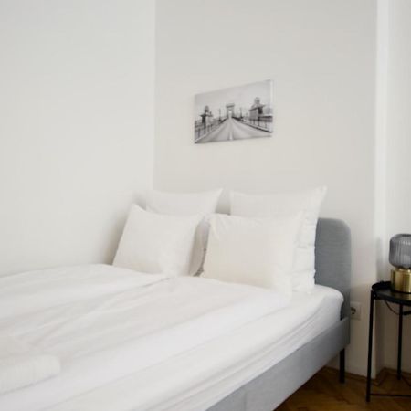 Standard Apartment By Hi5 - Petofi 12 布达佩斯 外观 照片