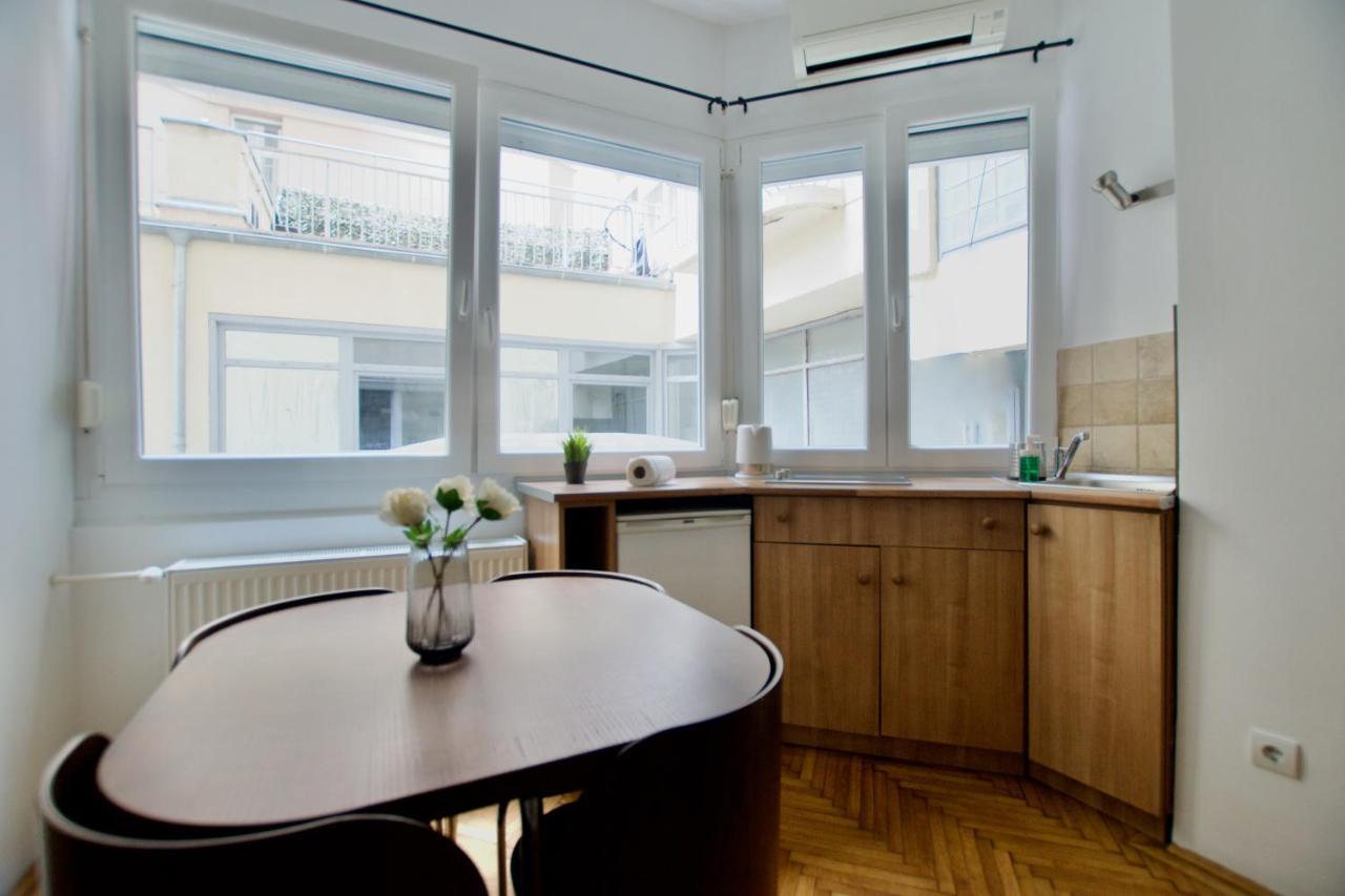 Standard Apartment By Hi5 - Petofi 12 布达佩斯 外观 照片